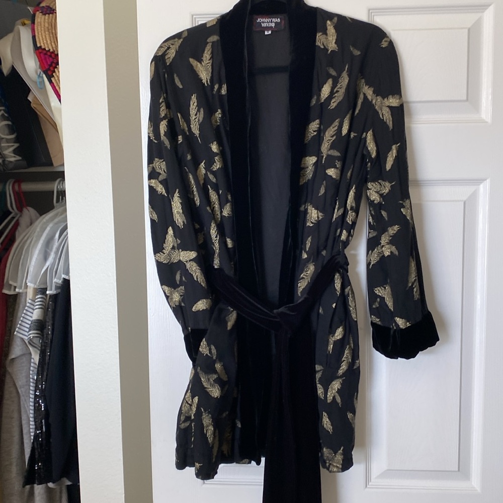 Johnny Was Workshop Open Jacket Black with Gold Feathers Velvet Trim & Pockets - Picture 2 of 10